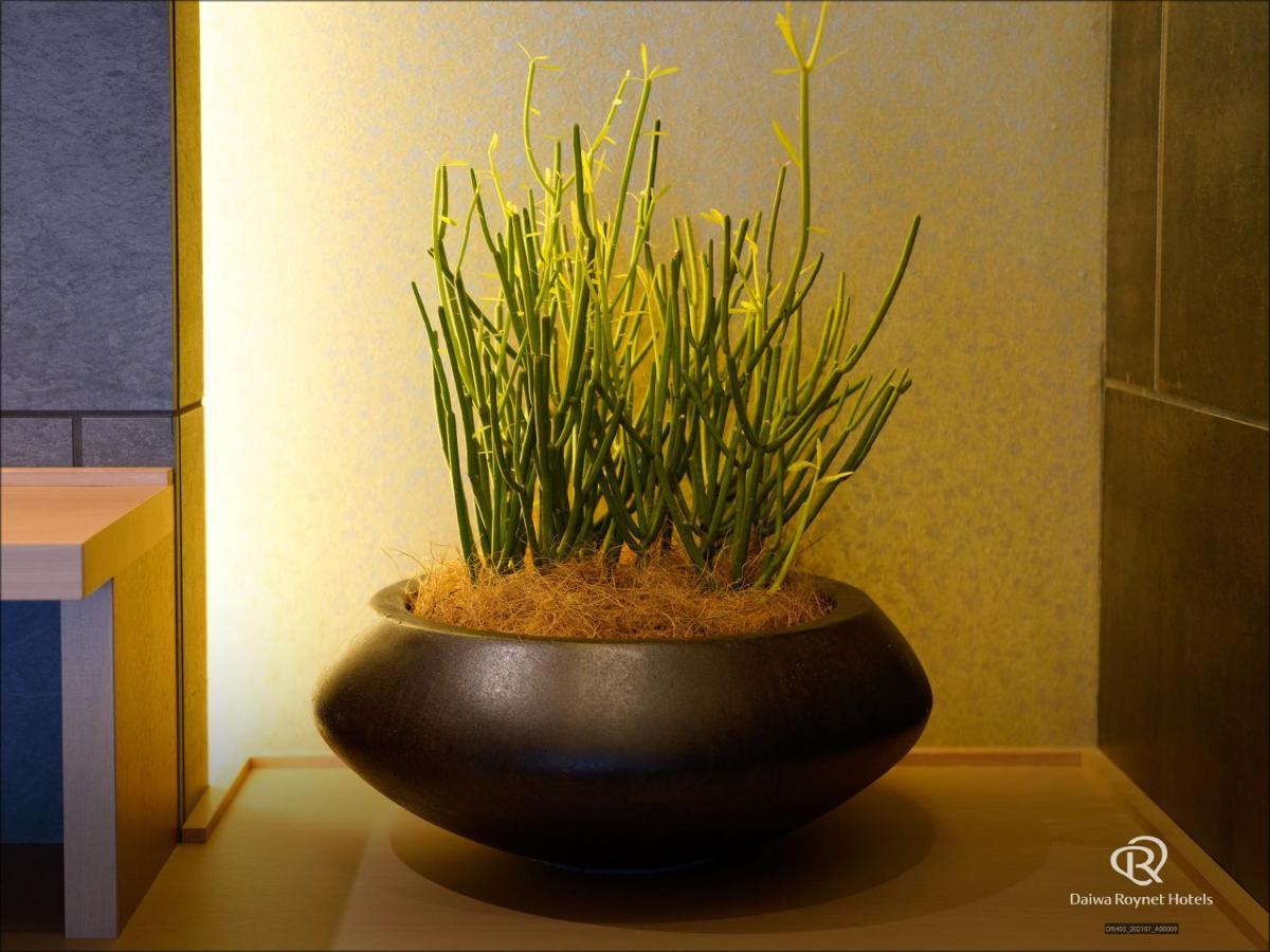 Daiwa Roynet Hotel Kanazawa Eki Nishiguchi Buitenkant foto