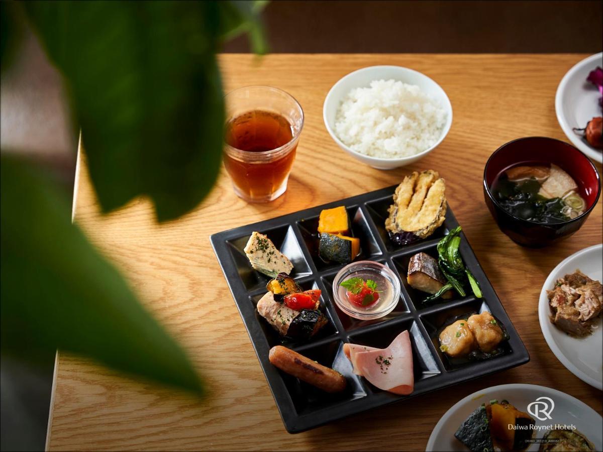 Daiwa Roynet Hotel Kanazawa Eki Nishiguchi Buitenkant foto